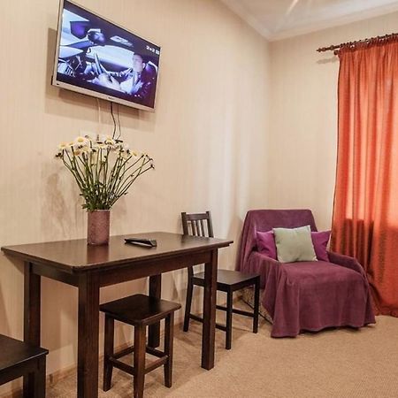 Central Cozy Apartment With Parking! Львів Екстер'єр фото