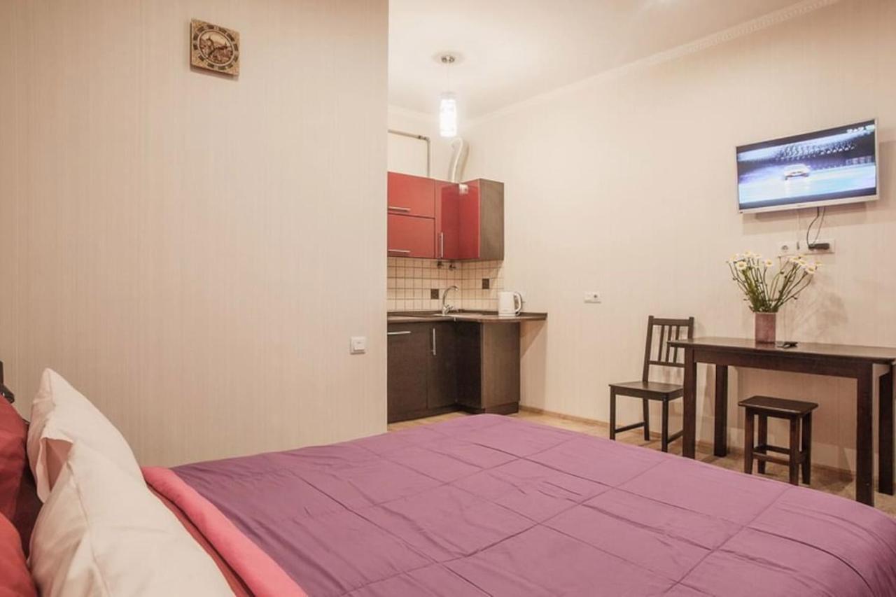 Central Cozy Apartment With Parking! Львів Екстер'єр фото