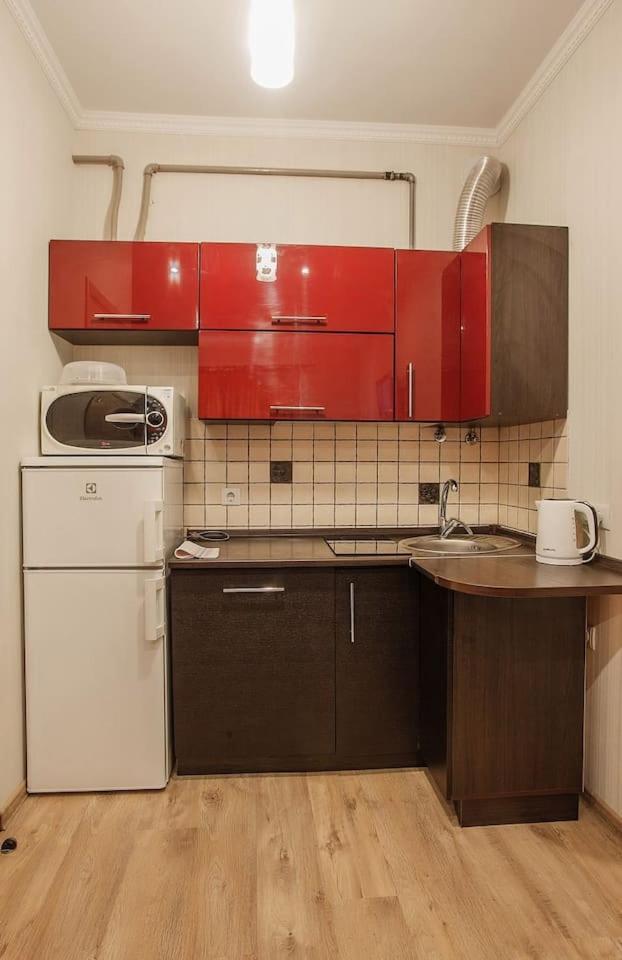 Central Cozy Apartment With Parking! Львів Екстер'єр фото