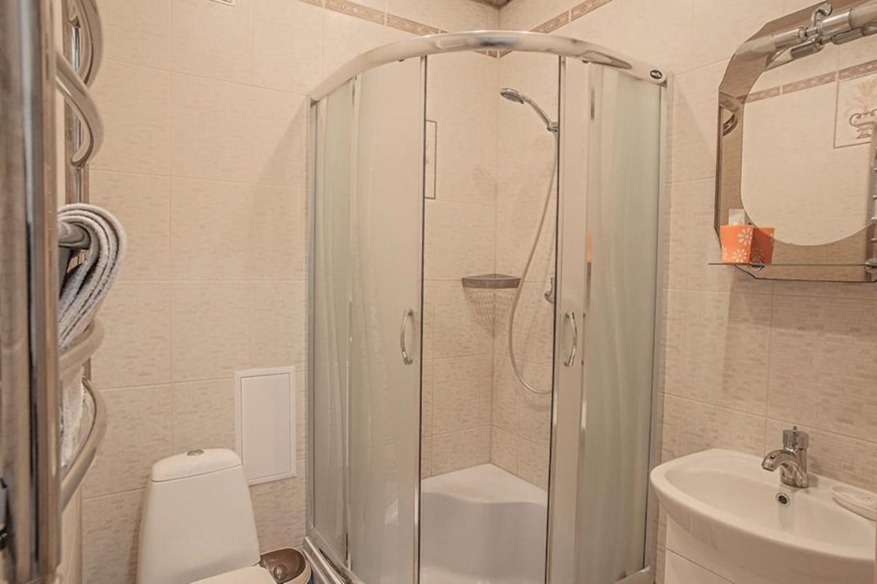 Central Cozy Apartment With Parking! Львів Екстер'єр фото